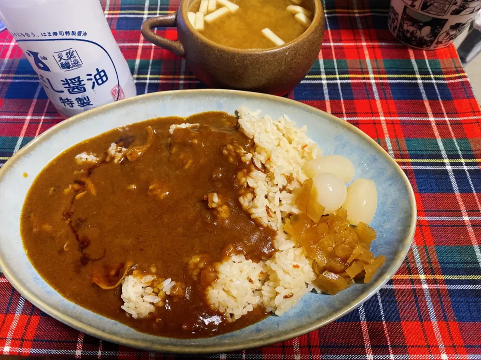 無印牛すじカレーと豚汁|駄菓子屋さん