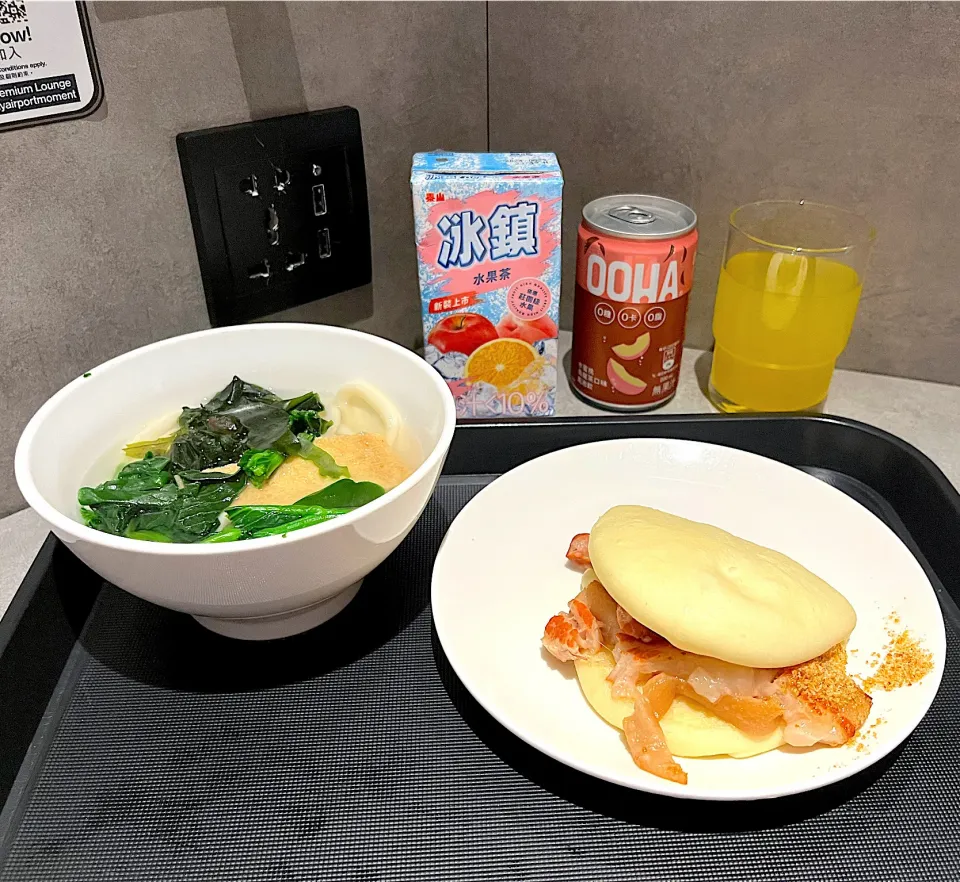 Pumpkin gua bau with pork belly and vegetarian udon with tofu skin|skyblueさん