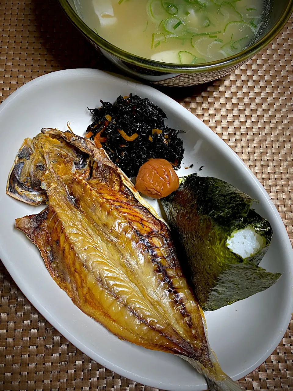 鯵の開き定食|すくらんぶるえっぐさん