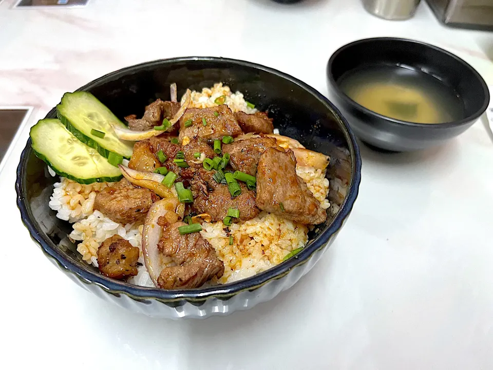 Beef rice and miso soup|skyblueさん