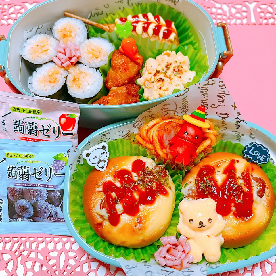 ミニウインナーパンお弁当🍱|miyurumoさん