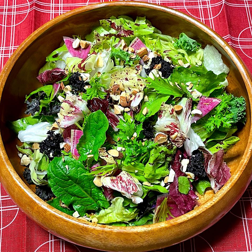 彩り野菜たっぷりサラダ🥗