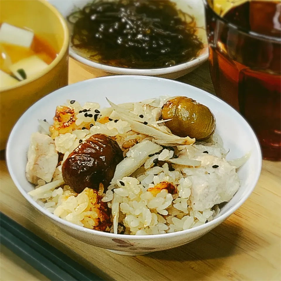 甘栗むいちゃいました鶏肉ごぼう炊き込みご飯|アスママさん