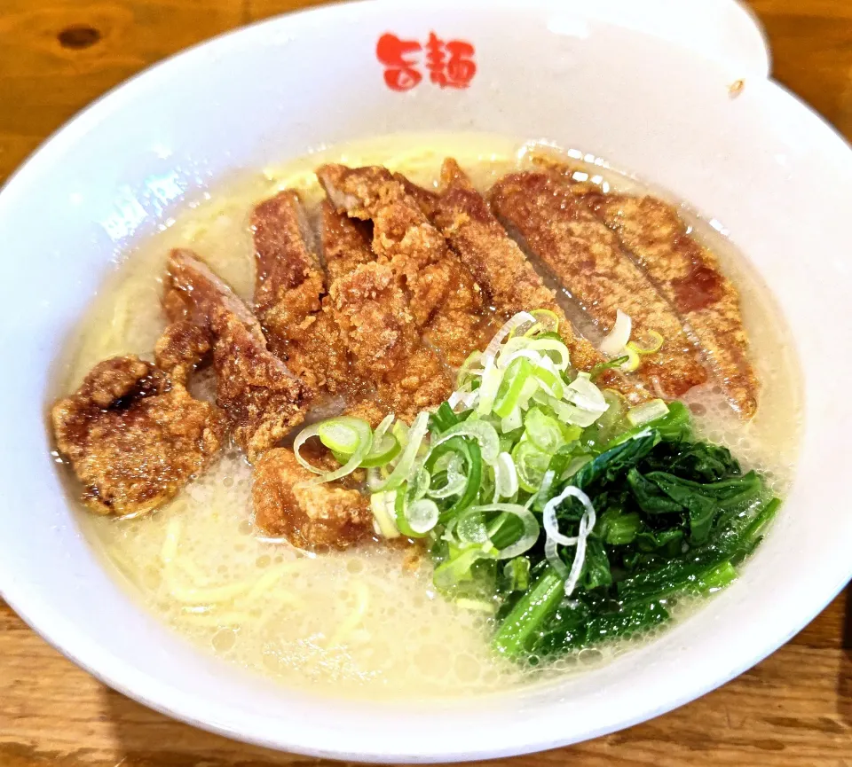 Snapdishの料理写真:パーコー塩豚骨ラーメン|哲さん