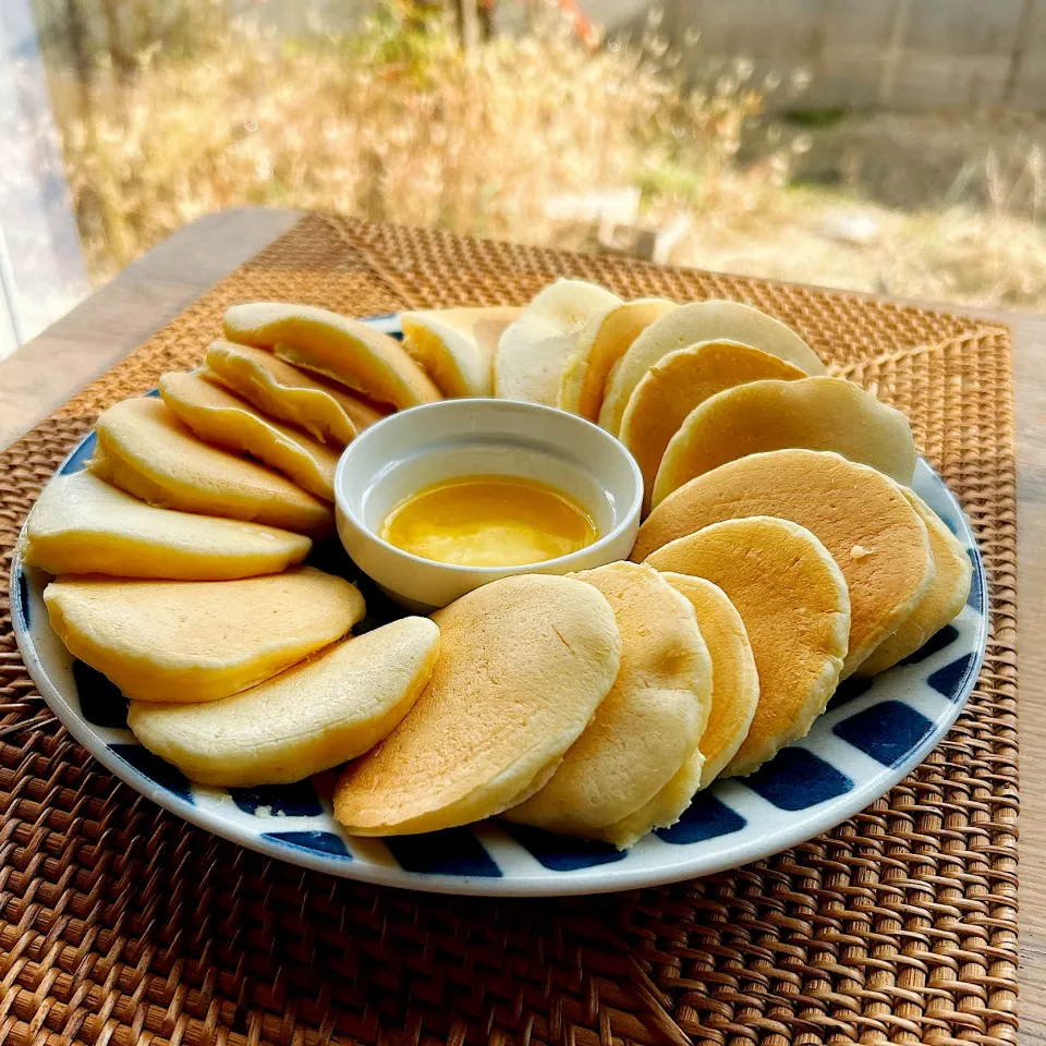 パンケーキと蜂蜜バター✴︎|あやみんさん