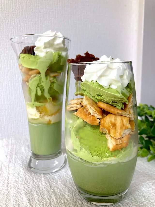 Snapdishの料理・レシピ写真:＊抹茶プリンde和パフェ🍵🍨＊｜グラスの中身に魅せられて♪