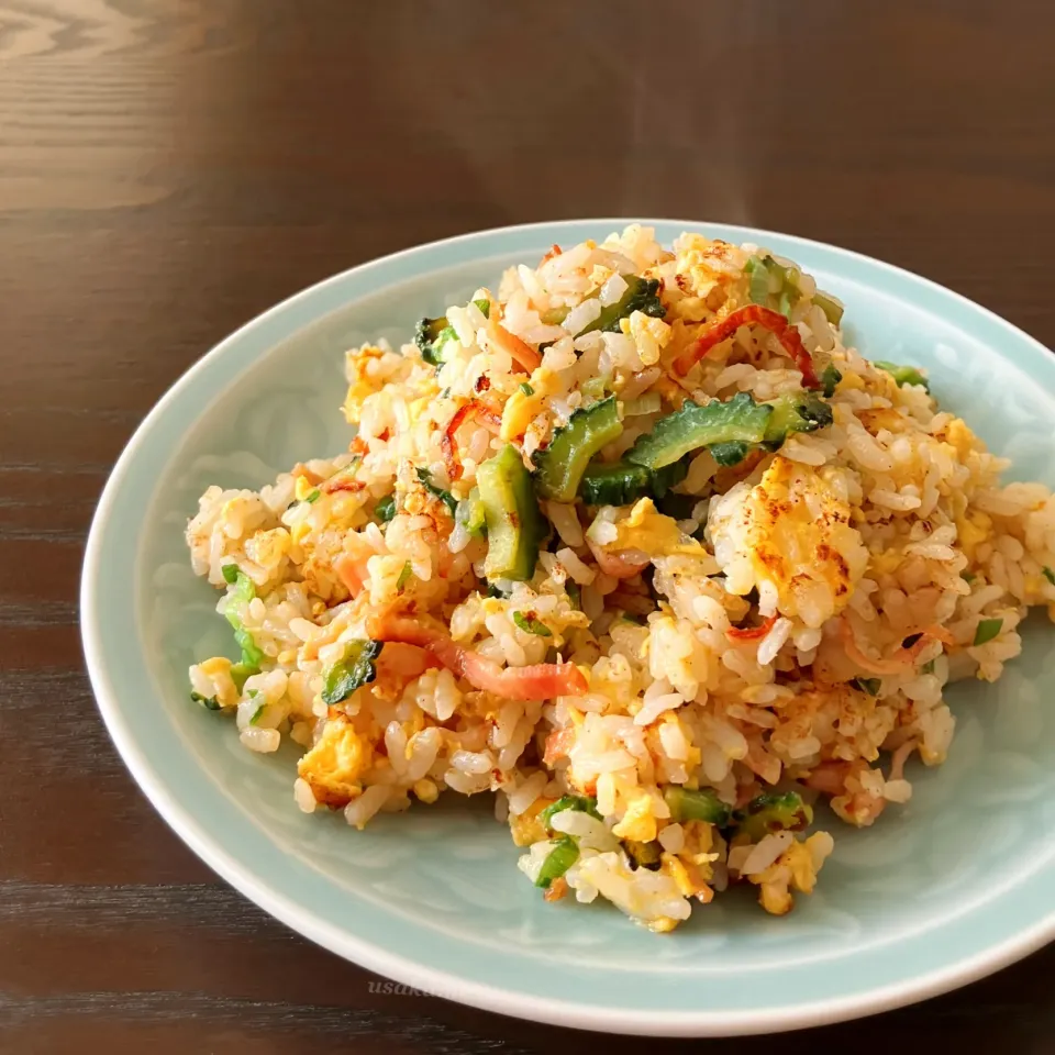 アッチさんの料理 ゴーヤチャーハン|うさかめさん