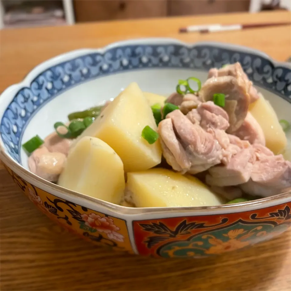 鶏肉とじゃがいもの煮物|いがをさん