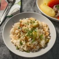 葱とにんにくの炊き込みピラフ