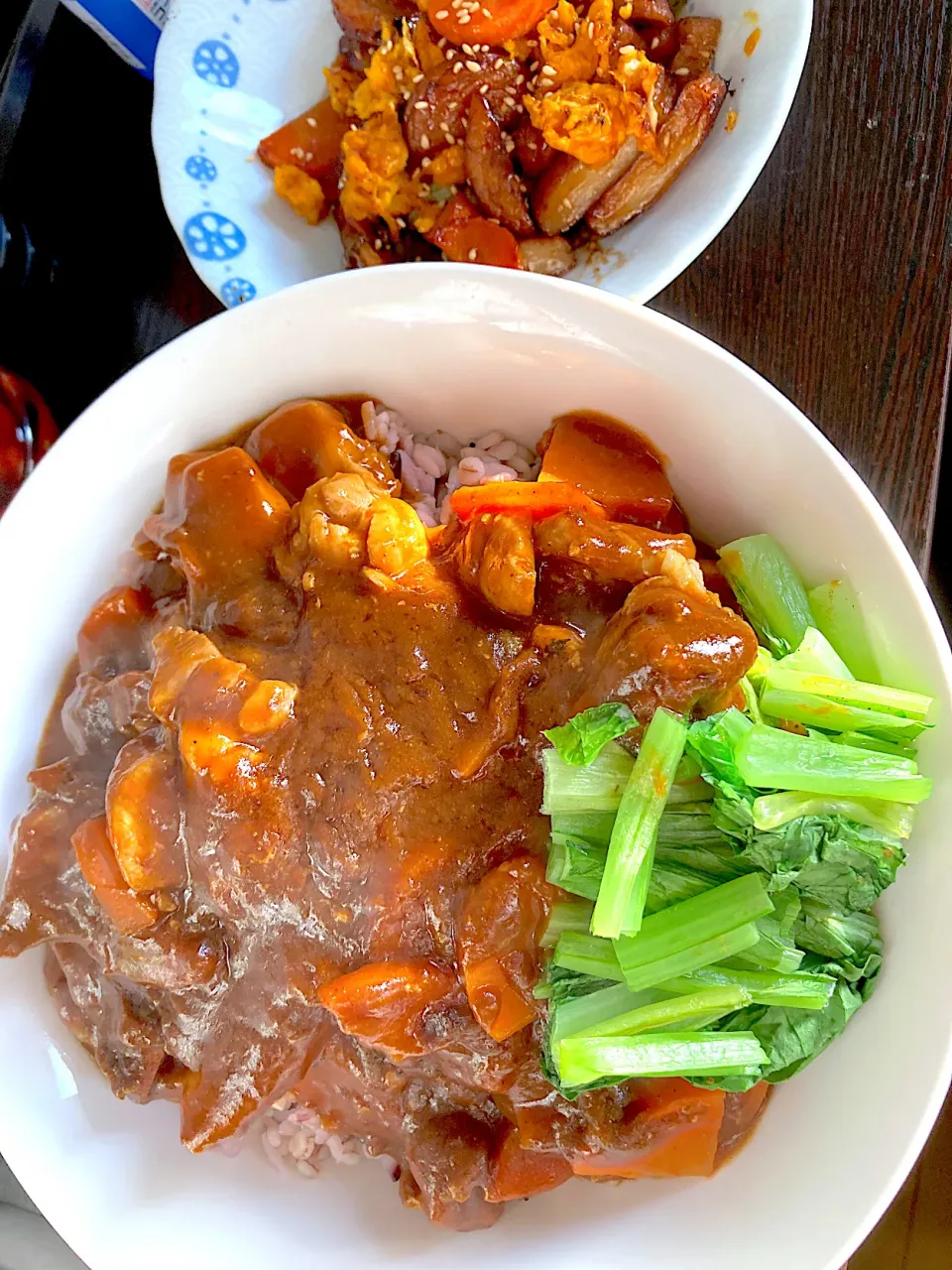 Snapdishの料理写真:チキンカレー、さつま揚げ野菜炒め|まみみさん