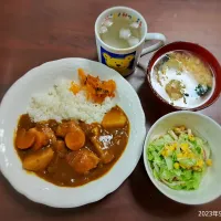 2023年9月29日の晩ご飯
チキンカレーライス
レタスとカニかまのサラダ
かきたま汁
焼酎水割り|ソラ♂のご飯さん