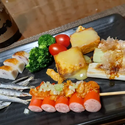 「ご飯がススムキムチ」を使ってみたSnapdishの料理・レシピ写真:ワンプレートおつまみ🍶