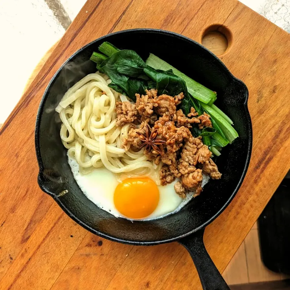 お手軽✽豚ミンチで魯肉風混ぜうどん|mi_neneco♪さん