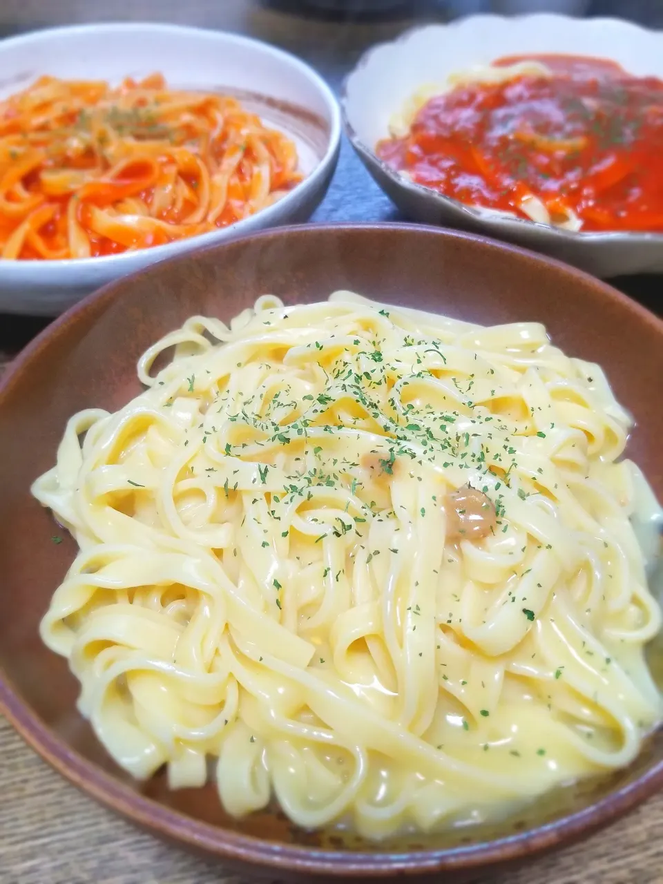 Snapdishの料理写真:パパ茹で👨生パスタ３種|ぱんだのままんさん