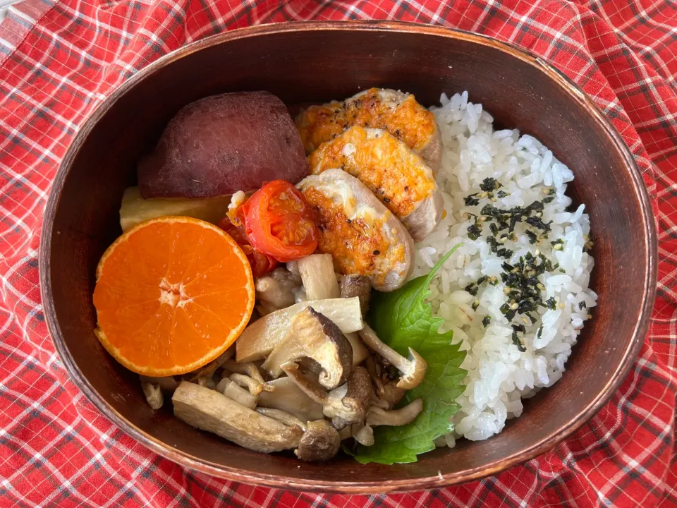 豚ヒレのマヨチーズ焼き弁当|*なおみん*さん