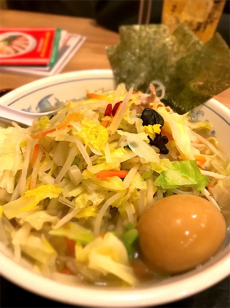 Snapdishの料理写真:だぶるやさいたんめん|よっしいださん