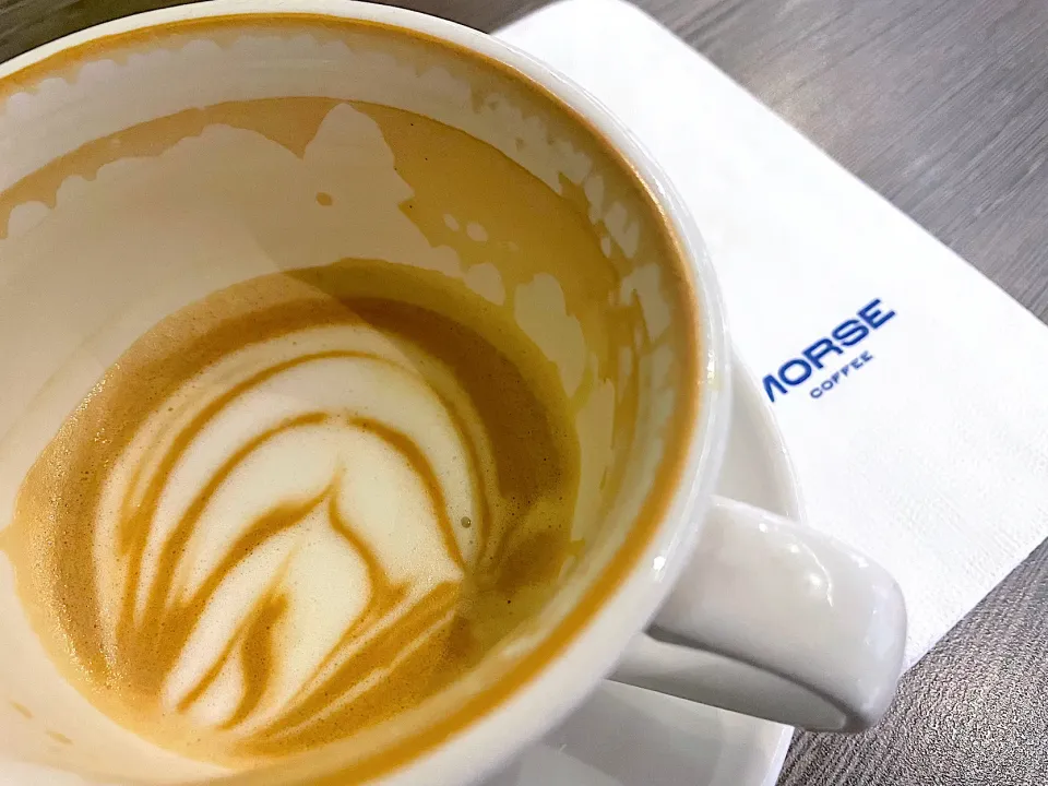 Latte art stayed until the last sip|joanne tanさん