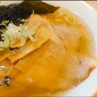 【TRYラーメン大賞2019 - 20 新人賞
にぼし部門1位】
新潟中華そば うめ川 
ラーチャン (煮干中華そばと半炒飯
のセット、1,200円)
＋岩のり (うめ川Tシャツ着用無料)
＋叉焼増し (ご厚意みたい)
@板橋区役所前5分
(JR板橋駅から徒歩18分)
23282 (296,339)