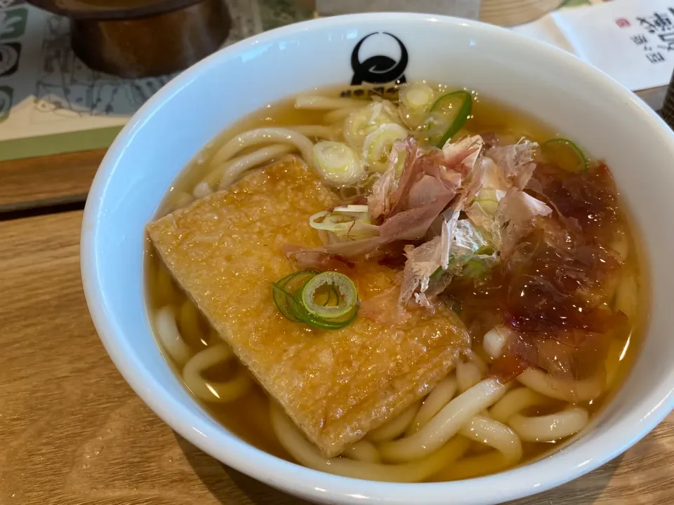 西軍の出汁が効いたきつねうどん|麻紀子さん