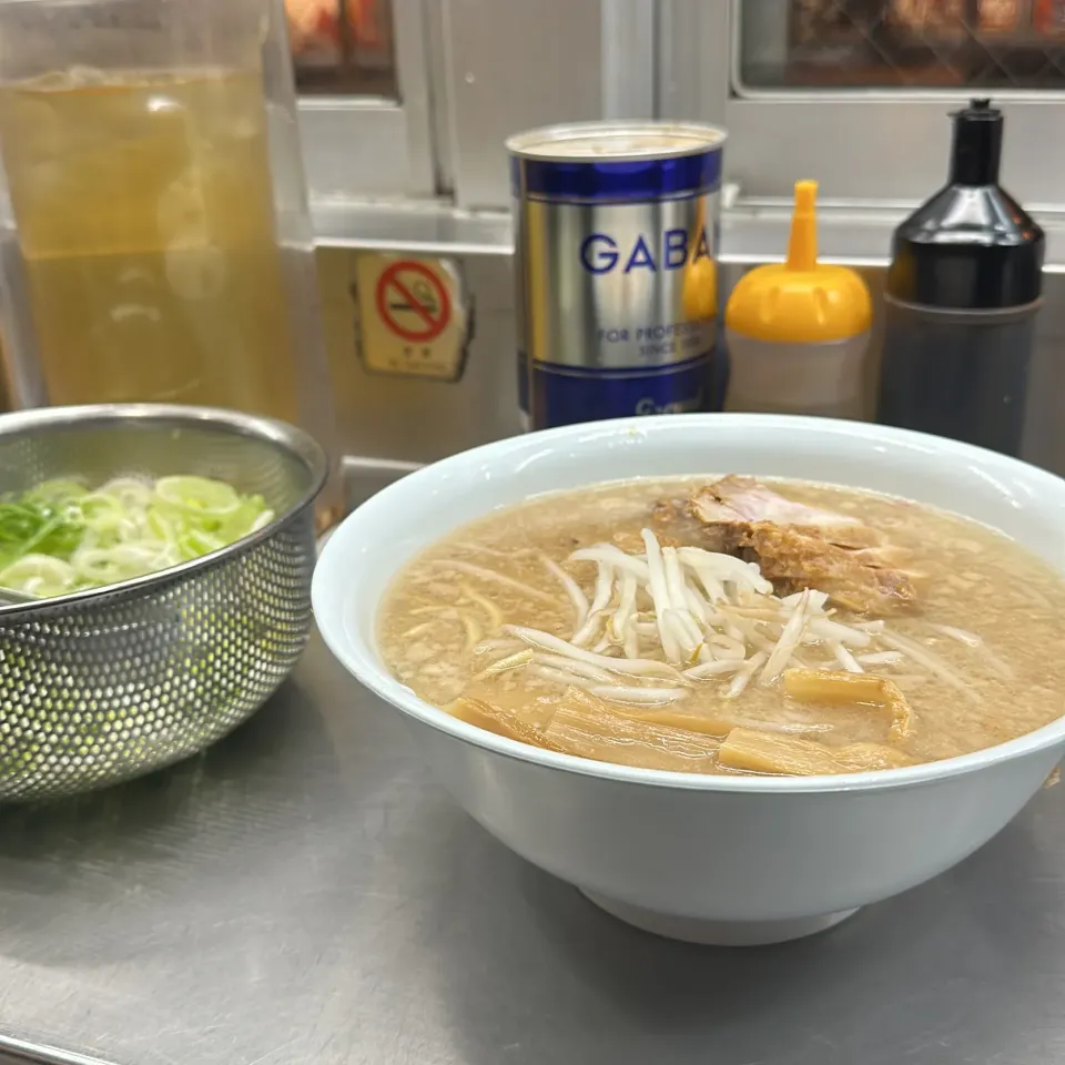 ラーメン|Hajime Sakaiさん