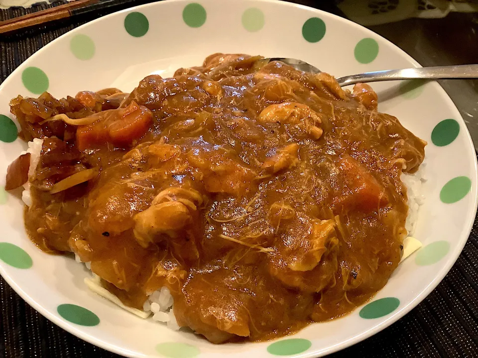 チキン煮込みカレー🍛🐔😋|アライさんさん