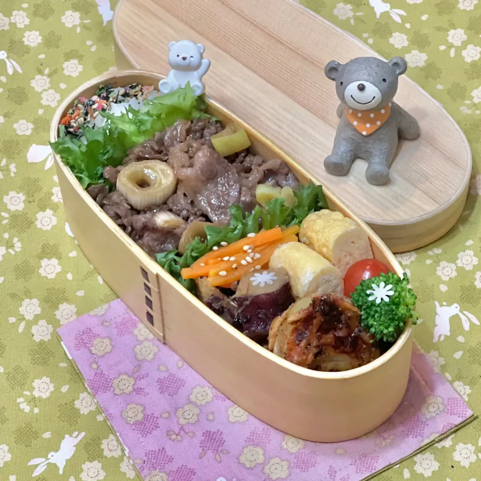 牛コマとネギのオイスター炒め☘️の💙ちゃんお弁当　11/28火|sweet homeさん