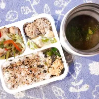 Snapdishの料理写真:黒そいとセロリの炒めもののお弁当|とぴさん