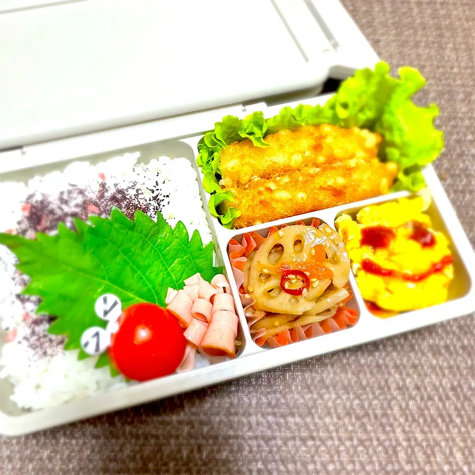 LJK弁当🍱〜ササミカツ・スクランブルエッグ・蓮根きんぴら・花ハム|華恋さん