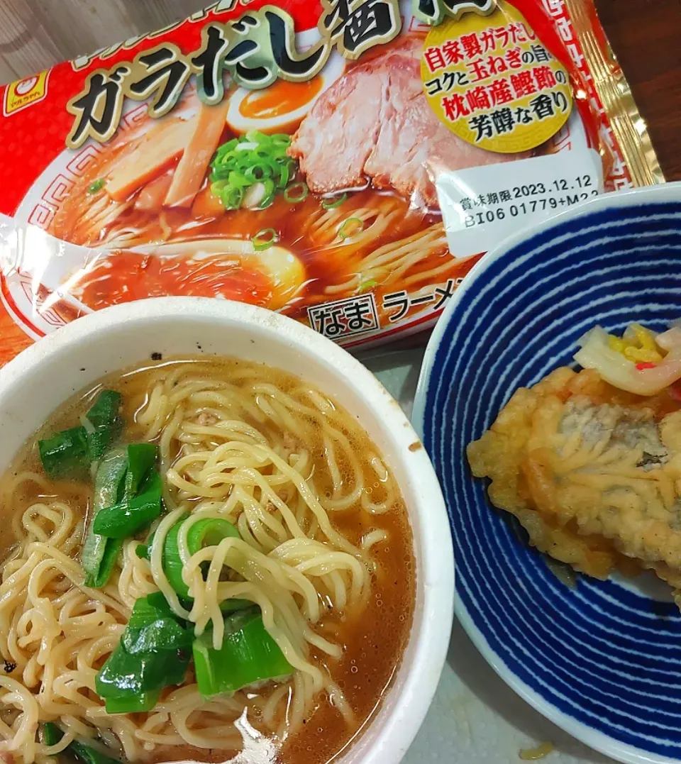 まるちゃんガラだし醤油ラーメン👍
さわらの天ぷら😊ランチ|🐧ペンギン2さん