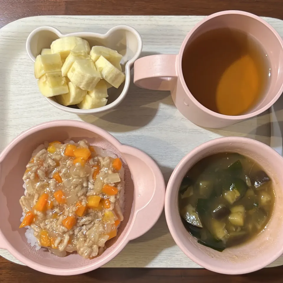 豚丼、なすとわかめのみそ汁、バナナ、麦茶|km2571さん