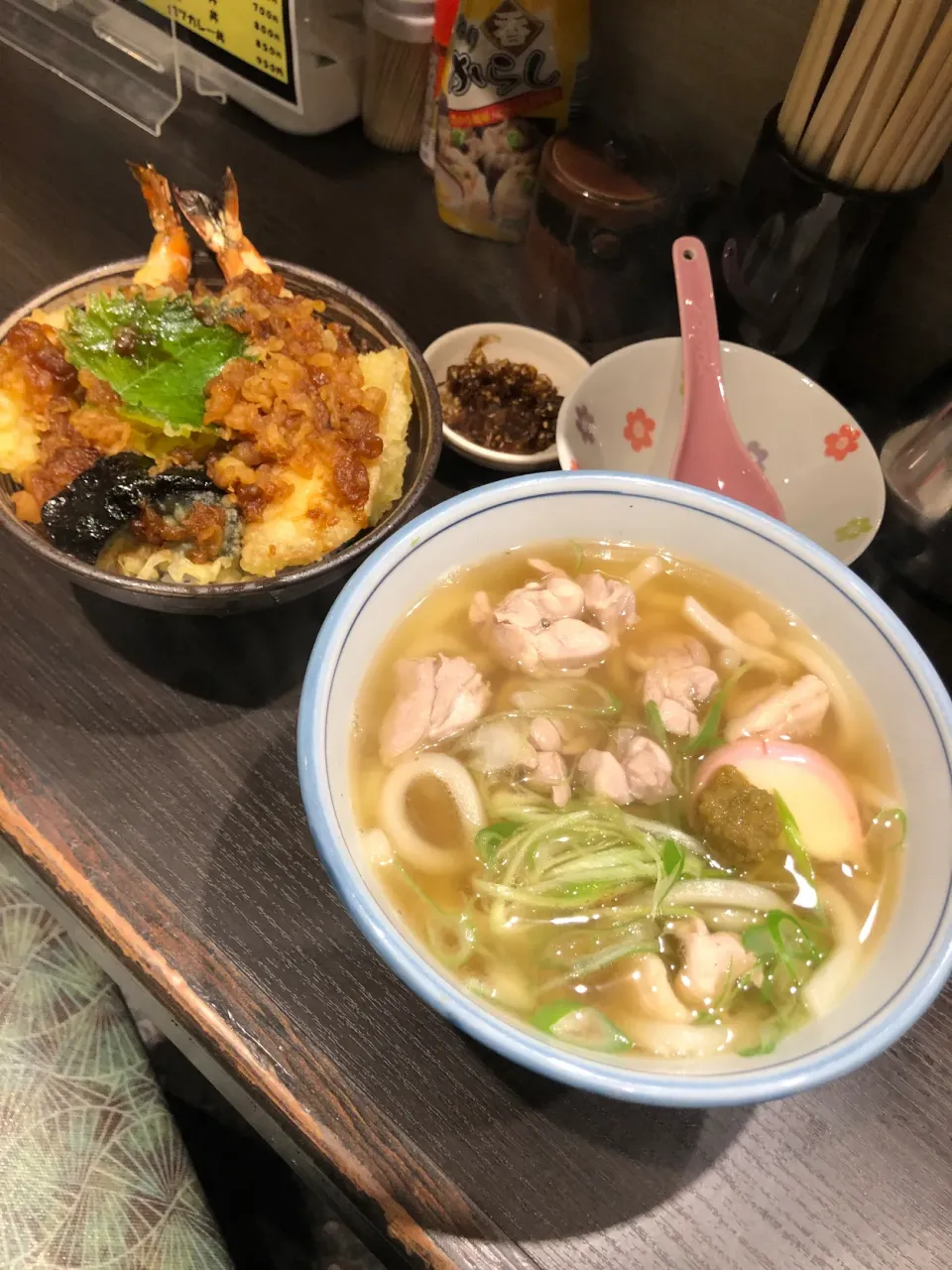 天丼　鶏柚子胡椒うどん|魅耜さん