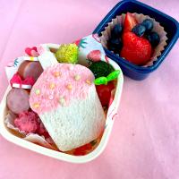 お誕生日翌日サンドイッチ