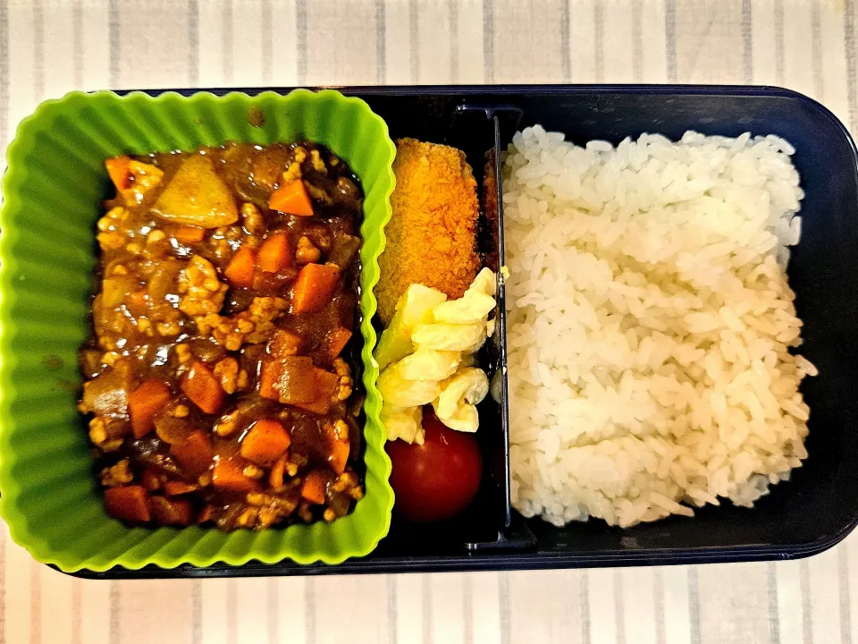 キーマカレーライス❤️旦那さんお弁当❤️|かおるcitronさん