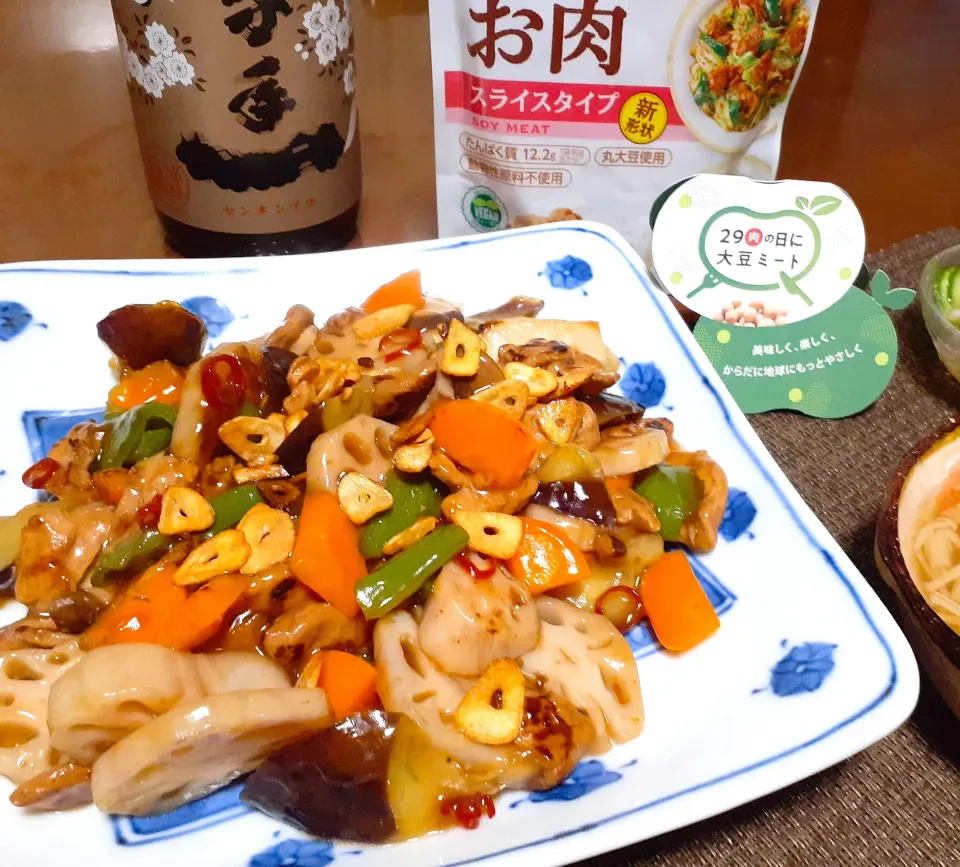 大豆のお肉と野菜の甘酢炒め🌿|びせんさん