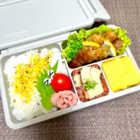 LJK弁当🍱〜えのき豚肉巻き・玉子焼き・高野豆腐・花ハム|華恋さん