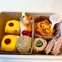 Snapdishの料理写真:オムライス弁当|RIRUKAさん