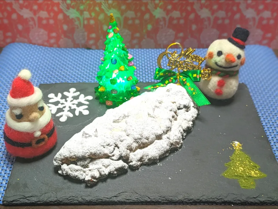 Snapdishの料理写真:米糀ミルクde🎄シュトーレン🎄|foodanalystＭＩＫＩさん