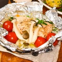 サーモンレモンオリーブオイル蒸し焼き
出来立てはレモンオリーブオイルの香りと旨味でGoo！