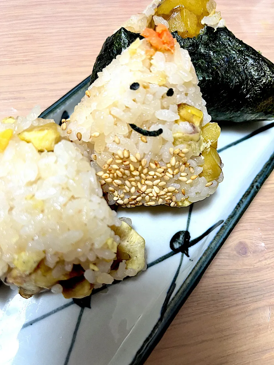 Snapdishの料理写真:栗おこわおむすび|もーやんさん