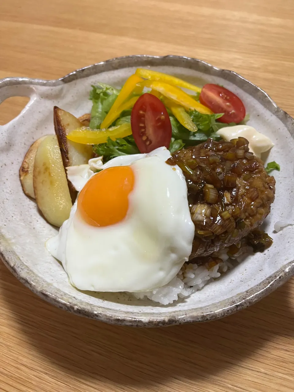 今日の夜ごはん~テリヤキハンバーグボウル~|ゆかｕさん