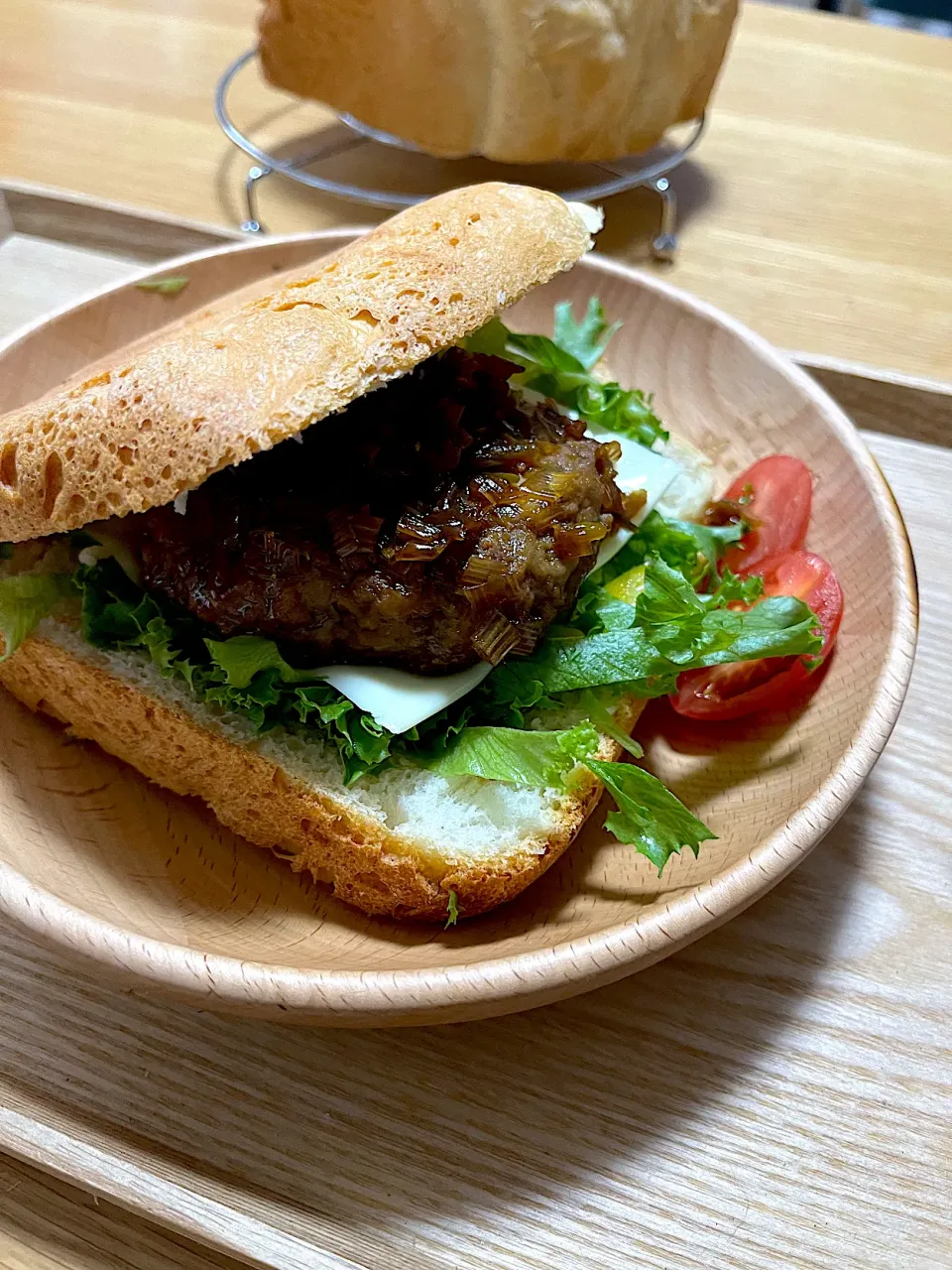 今日のお昼ごはん~照り焼きチーズハンバーガー風サンド~|ゆかｕさん