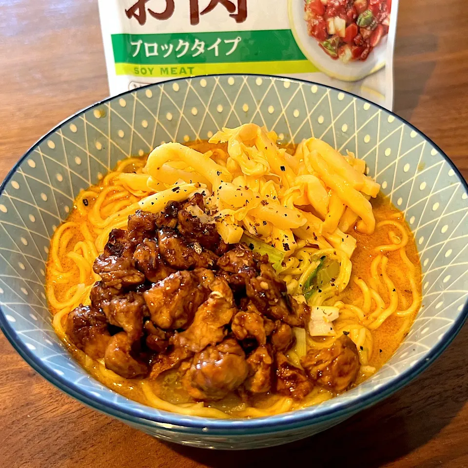 Snapdishの料理写真:大豆のお肉で担々麺🇨🇳中華三昧 四川飯店 Tantanmen Dandan Noodle|アッコちゃん✨さん