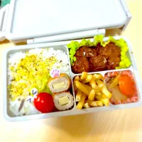 LJK弁当🍱〜甘酢肉団子・ポテトフライ・大根煮物・ちーちく|華恋さん