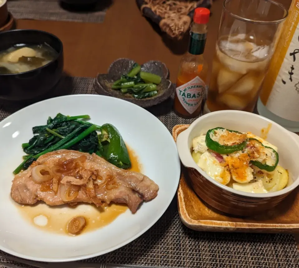 ポークソテー、ポテトカマンベールチーズ焼き🍻|miyuki🌱さん