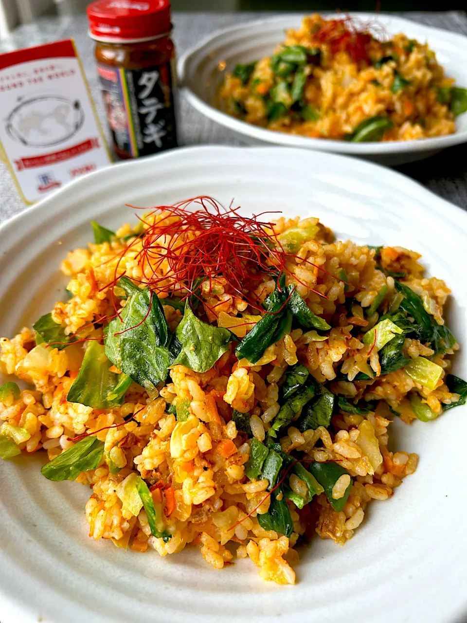 Snapdishの料理写真:【ユウキ食品さん💗おいしい世界ごはんパートナー】 唐辛子ツナとレタスのチャーハン|まなまな♡さん