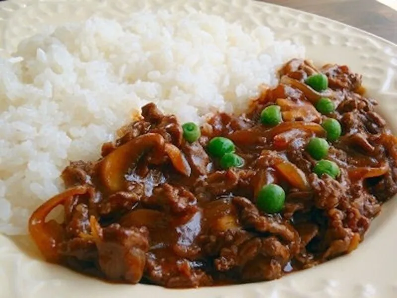 薄切り肉で簡単牛肉レシピ……子どもに人気ハヤシライスの作り方！ #AllAbout|All About 料理レシピさん