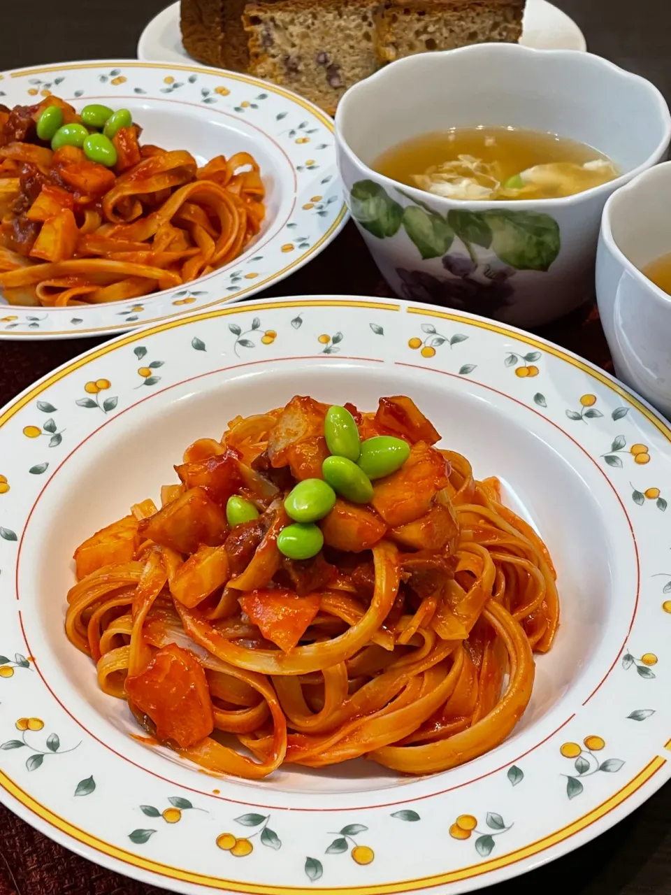 チョリソーとお芋のナポリタン🍝|うららさん