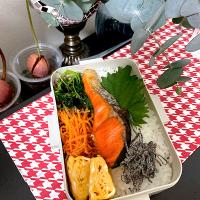 シャケ弁