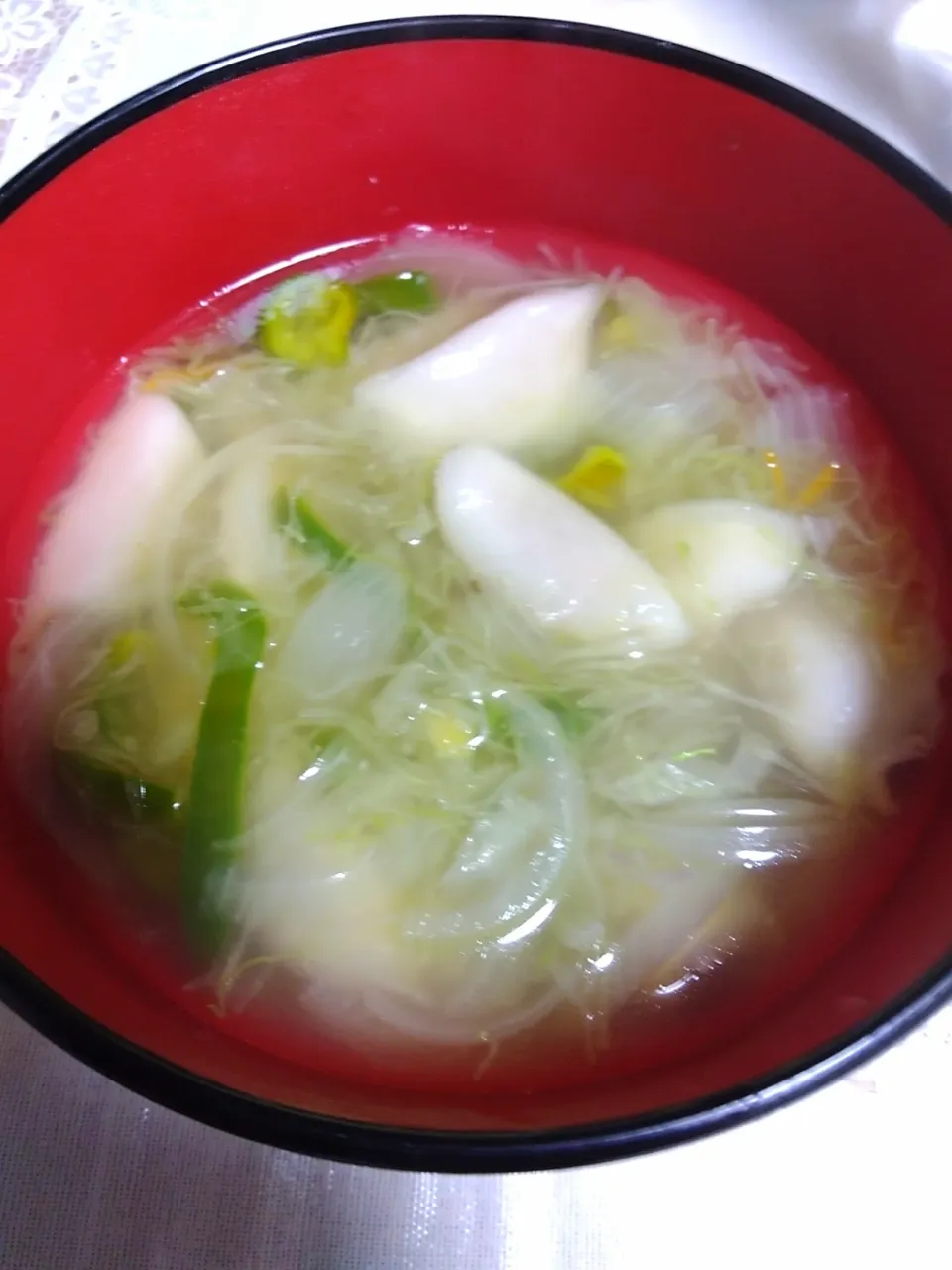 生協のスープ付き餃子スープ自分用😊🩷
*ミックス野菜、🫑、🧅入り‼|m.rafuさん