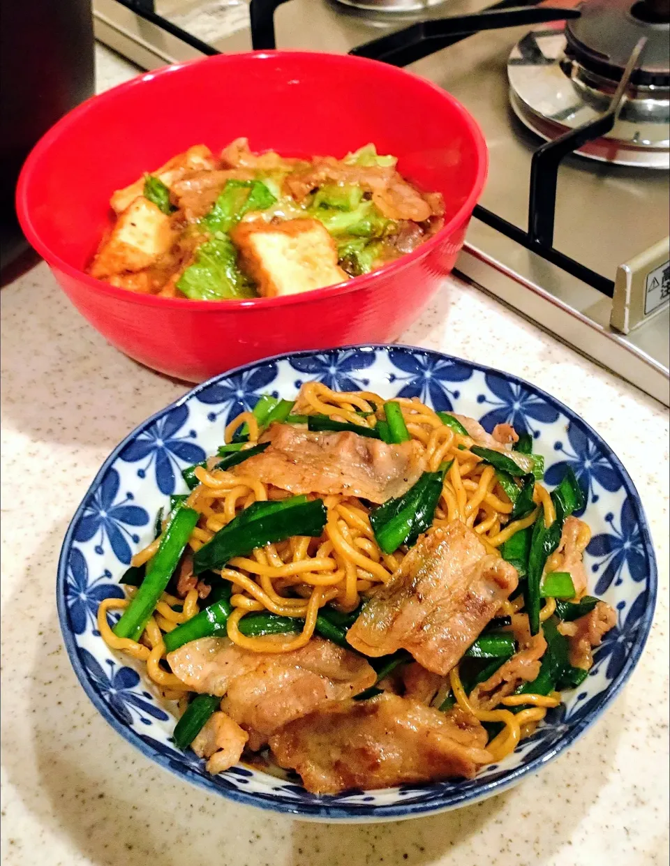 作り置きーー❤
Mizukiさんの上海焼きそば♡
カリニ彩さんの厚揚げとキャベツの甘味噌炒め♡|GGGさん